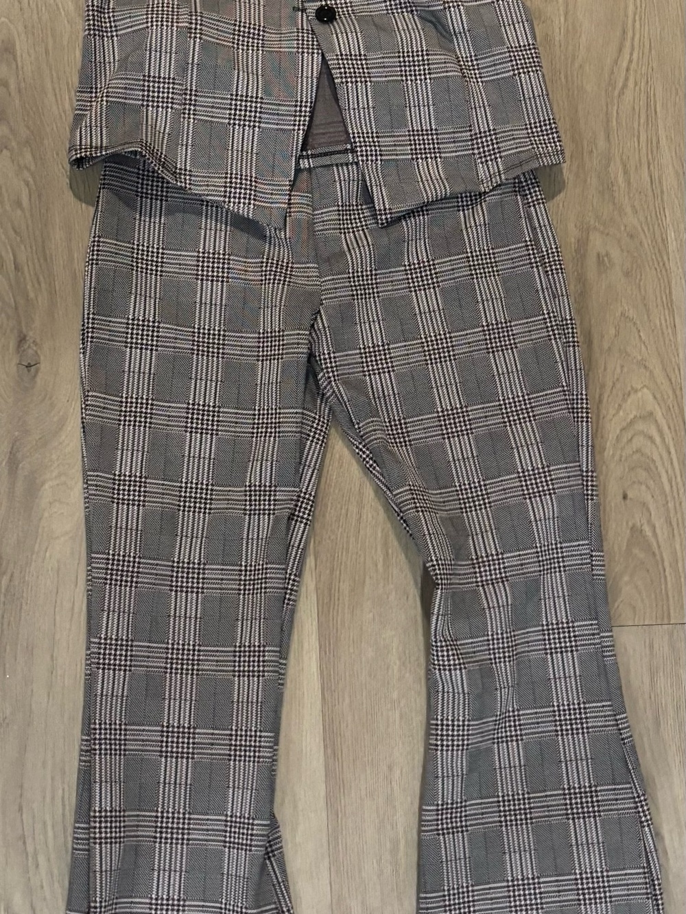 Women’s Plaid Dress Pants - Gray Plaid